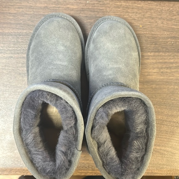 BearPaw Alyssa Wide Charcoal - Picture 2 of 4